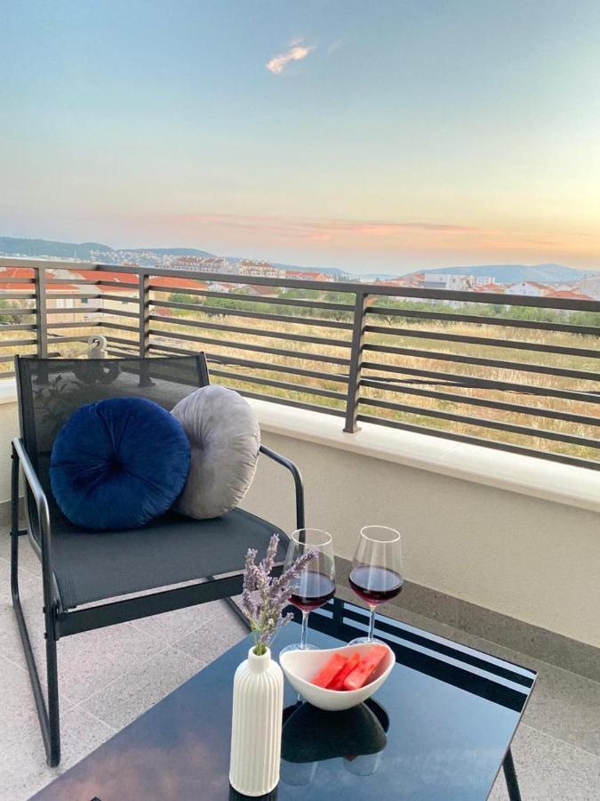 Villa Moon Trogir Exterior foto